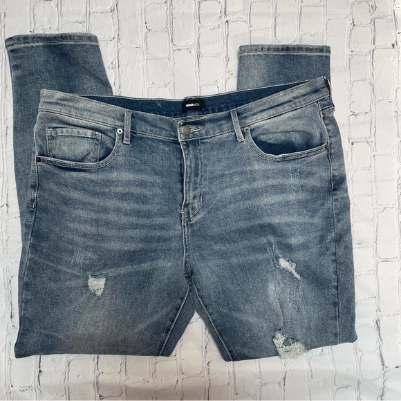 Fashion Nova Men’s Distressed Jeans - Picture 1 of 4